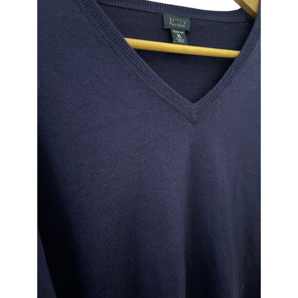 J. Crew Slim Luxe 100% Merino Wool V-Neck Deep Purple Sweater Size XL - Picture 5 of 8